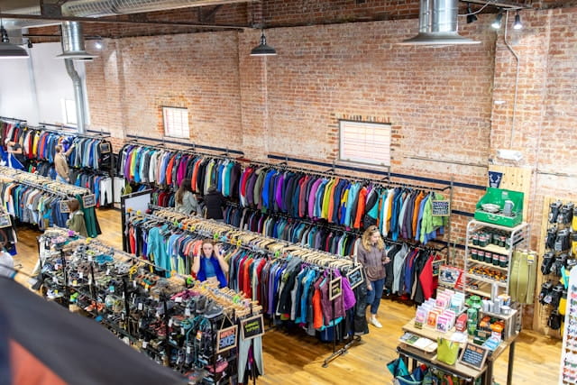 Why Wholesale Priced Branded Apparel Is the Smart Choice for Everyday Wear